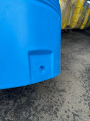 Вертикальна ємність 320 л. V-320